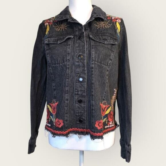 Francesca's Jean/Denim Jacket Sz S Mi ami Floral Embroidered Embellished Spring - Picture 1 of 12